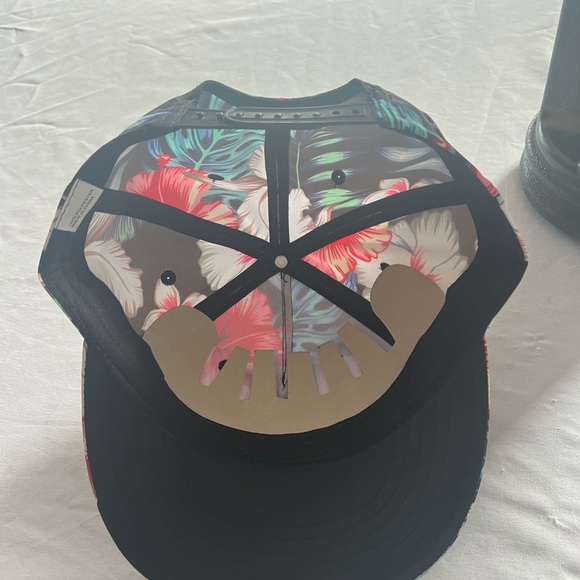 Truly Hard Seltzer Flat bill SnapBack - Picture 4 of 4